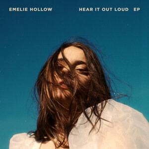 Emelie Hollow 4