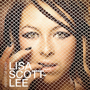 Lisa Scott-Lee 7