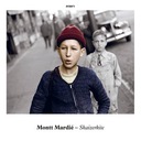 Elisabeth by the piano