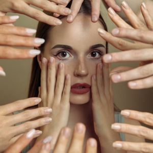 Саша Спилберг 4