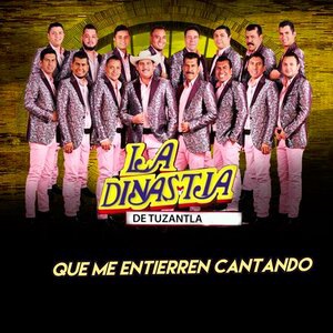 Una Calle Nos Separa