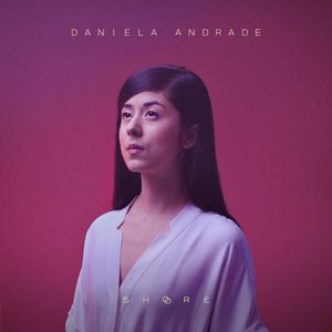 Daniela Andrade 3