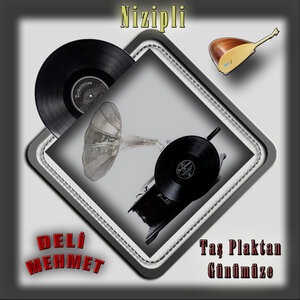 Aya Bakar Pencerenin Kanadı