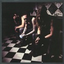 Yö päivää keinuttaa