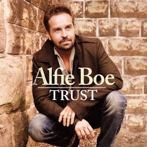 Alfie Boe 8