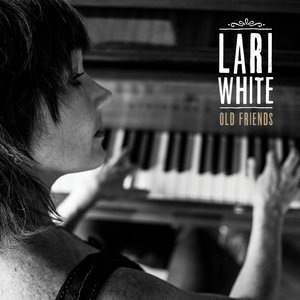 Lari White 6