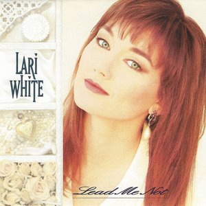 Lari White 1
