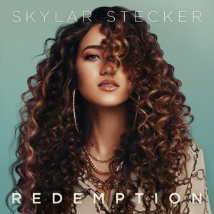 Skylar Stecker 11