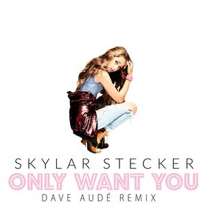 Skylar Stecker 7