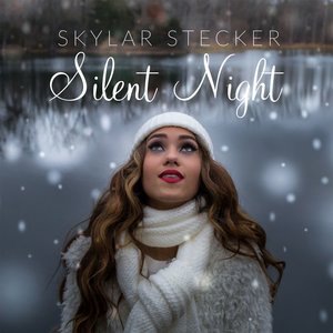 Skylar Stecker 6