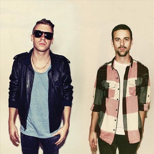 Ryan Lewis 6