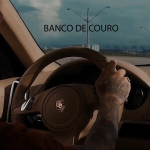Banco de Couro