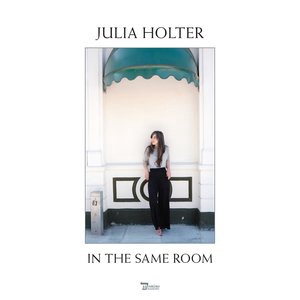 Julia Holter 2