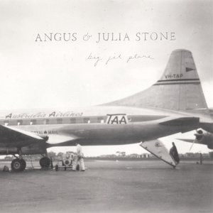 Julia Stone 4