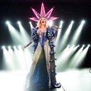 Щоб не плакати, я сміюсь