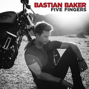 Bastian Baker 4