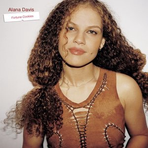 Alana Davis 3