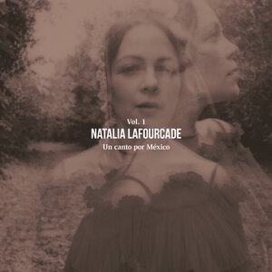 Natalia Lafourcade 28