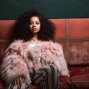 Ella Mai 8