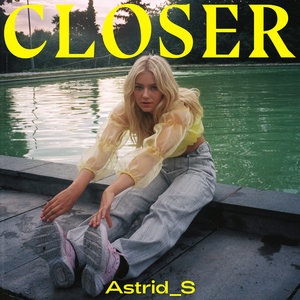 Astrid S 11