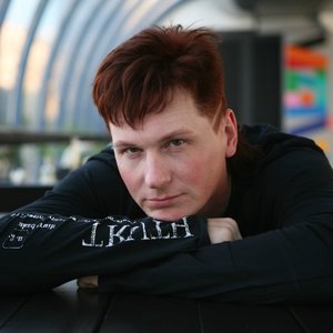 Погоди, не уходи, послушай, посмотри