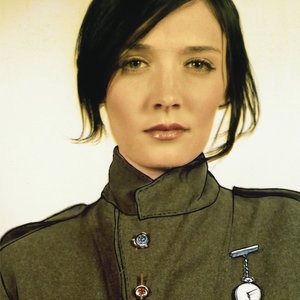 Sarah Blasko 8