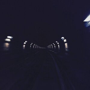 Кто любовь эту выдумал