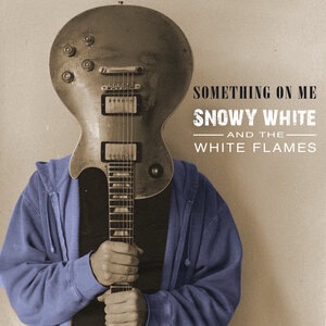 Snowy White 12