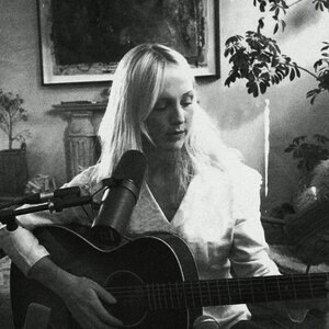 Laura Marling 20