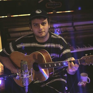 Mac DeMarco 16